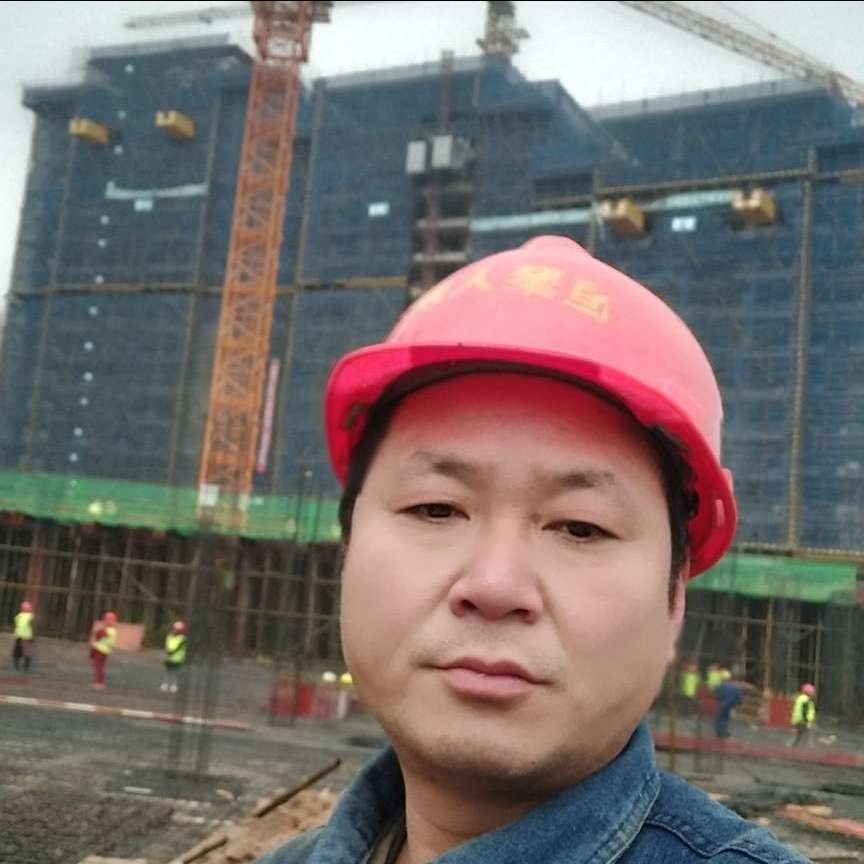 激动放弃热狗的照片