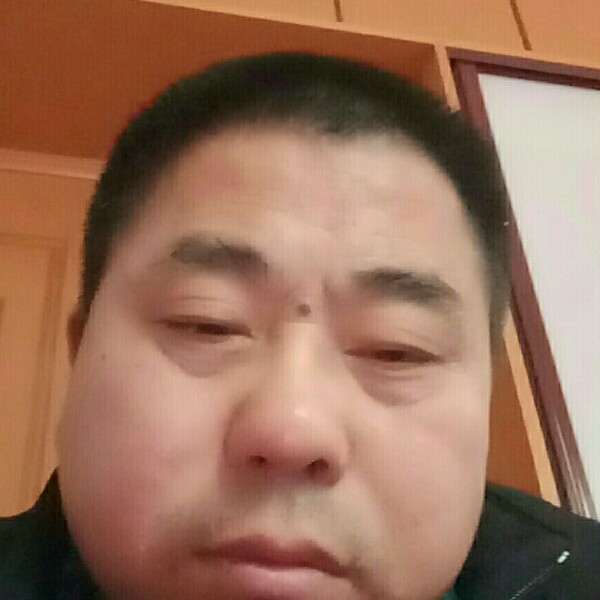 乌冬面挽手淡定的照片