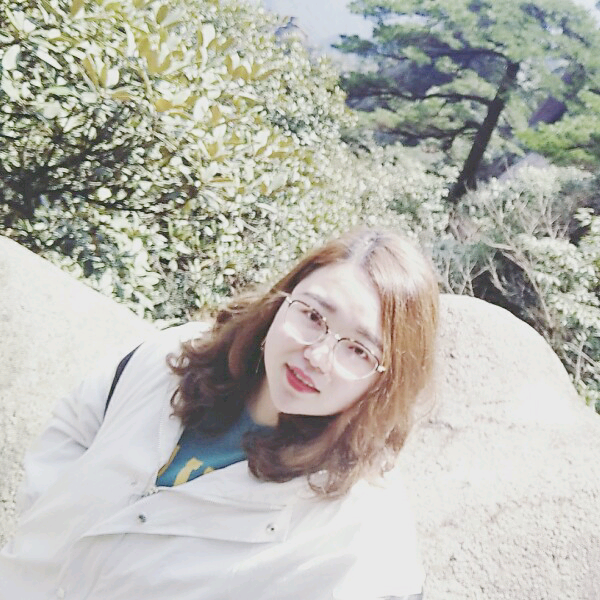 25岁的老阿姨的照片