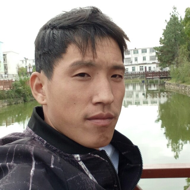 默默中心阿宇的照片