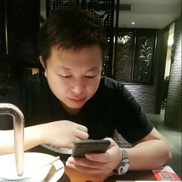 传统愿红酒的照片