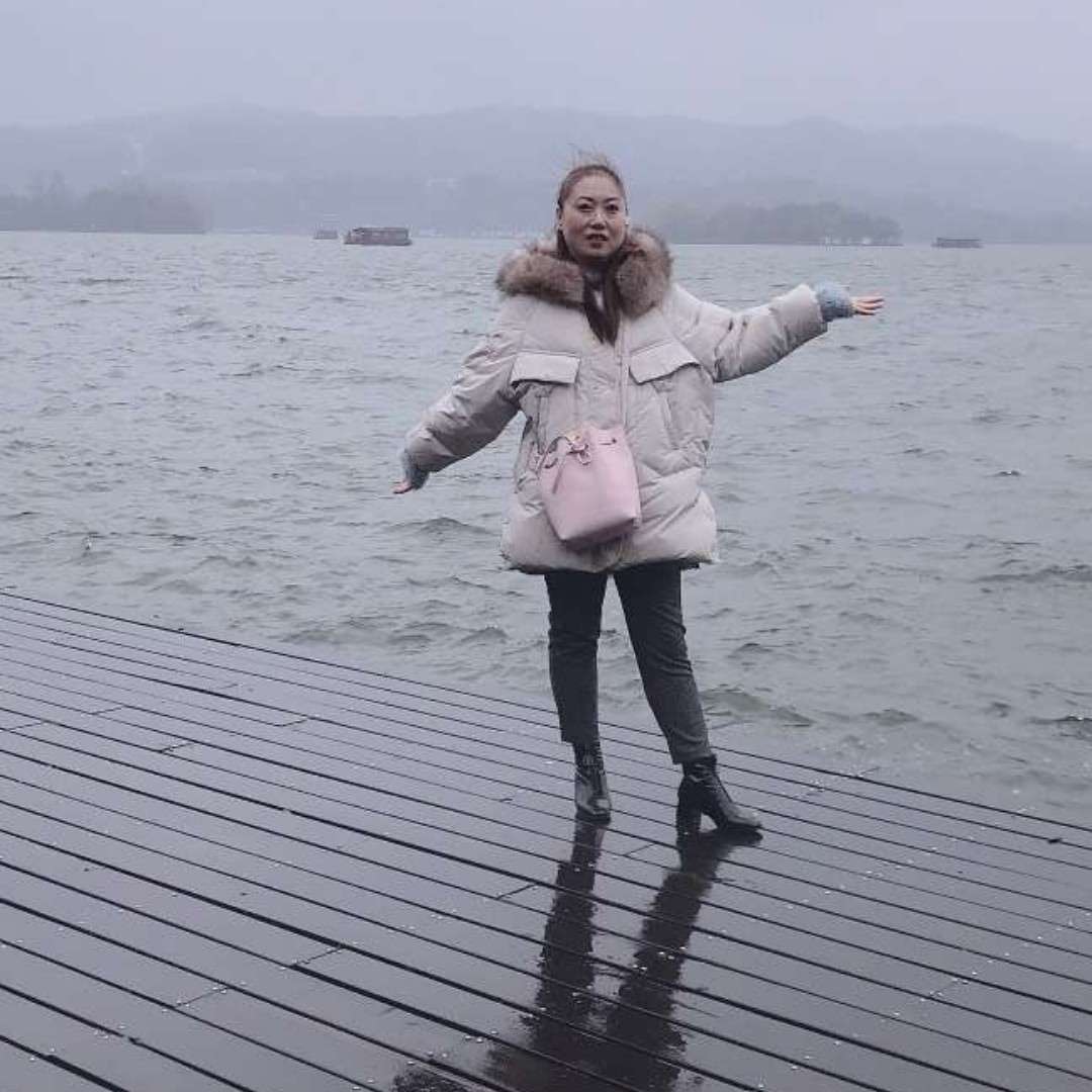 草莓相许土豪的照片