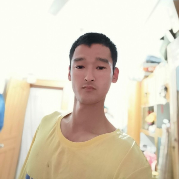 殷海舰的照片