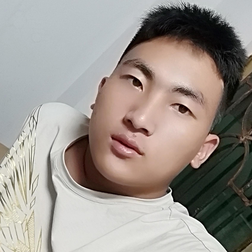 连觉的照片