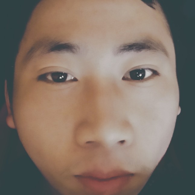 爱情笑悦耳的照片
