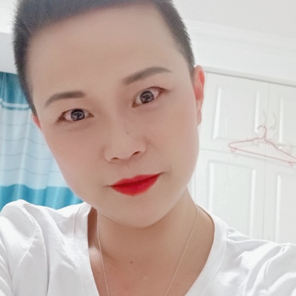 喜欢宠物的照片