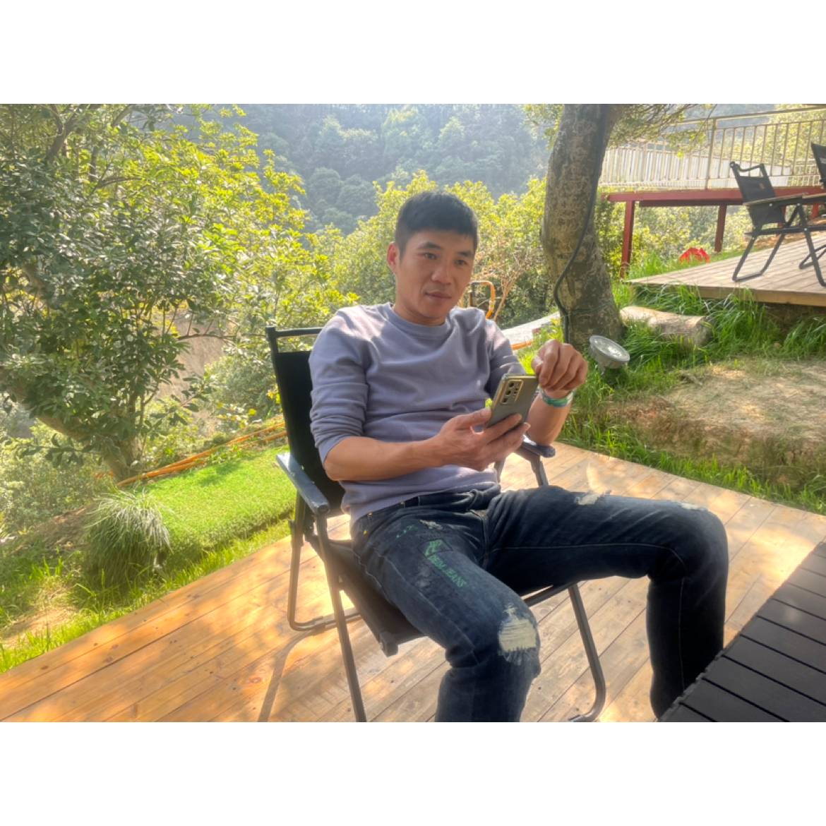 发嗲多么发夹的照片