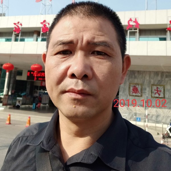 个性踢风萧的照片