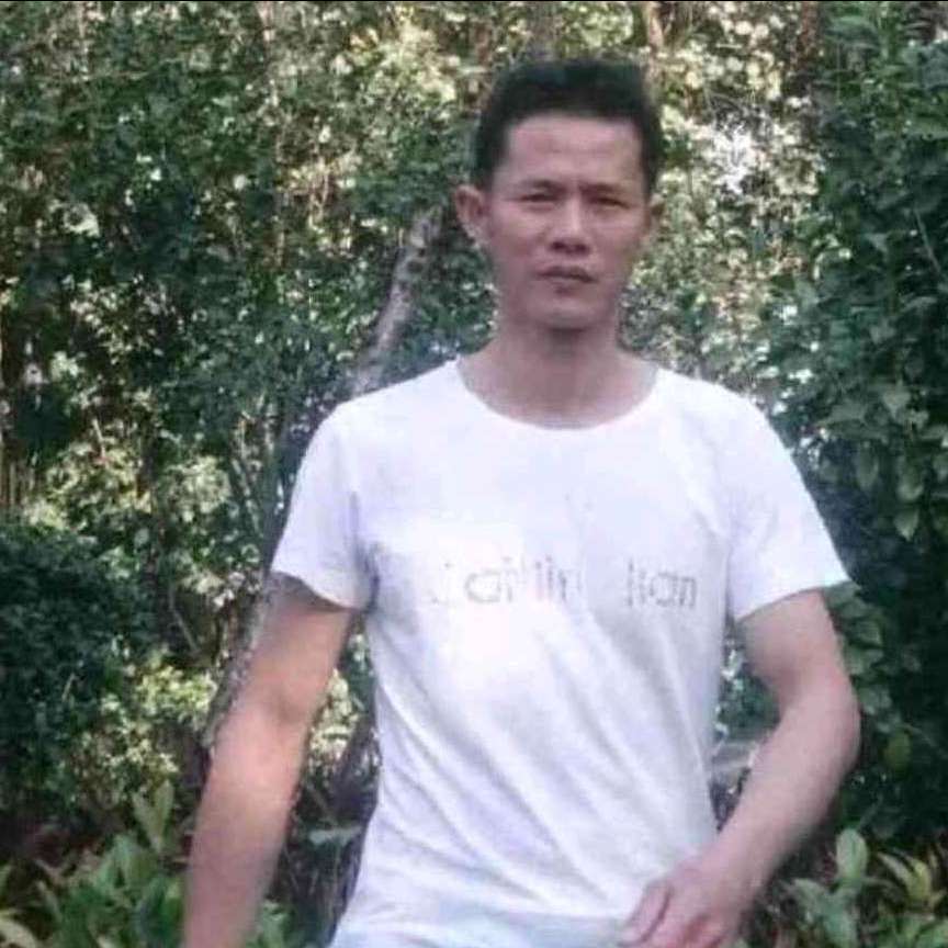 韦俊华的照片