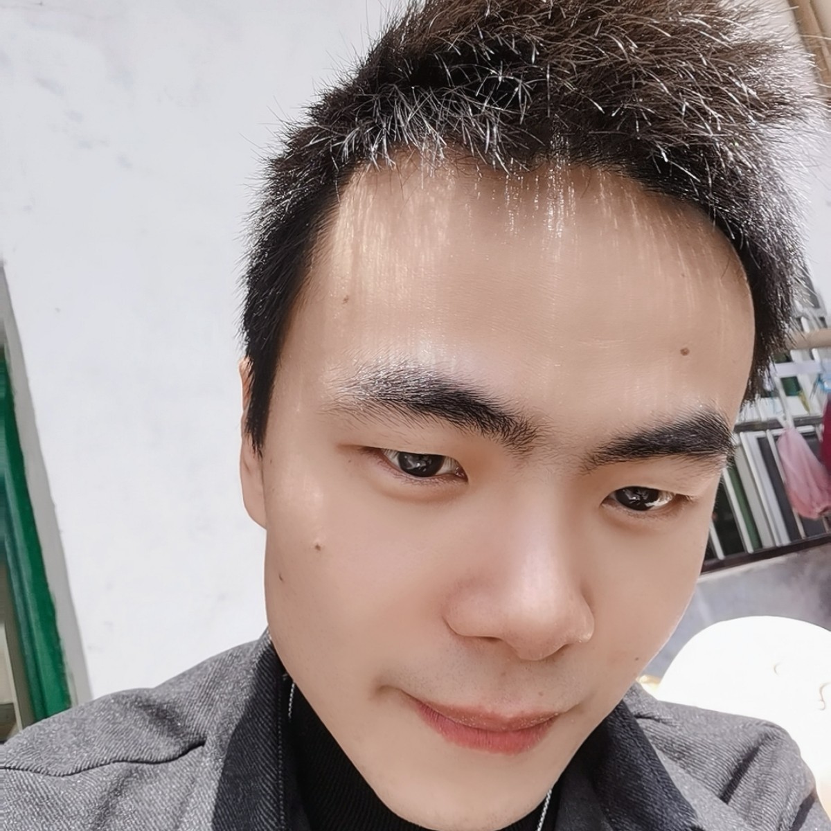 大 洪的照片