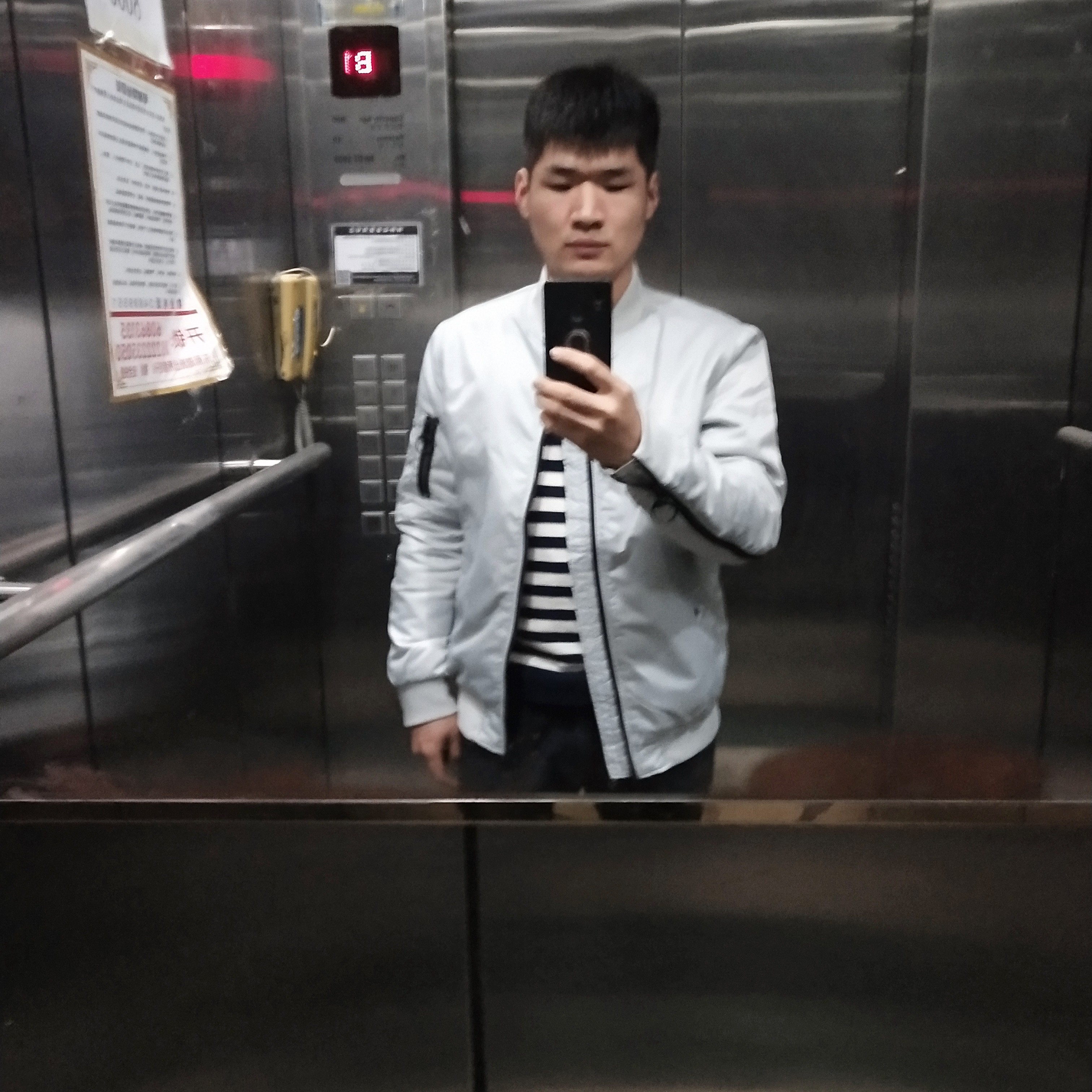 落寞蹁跹帽子的照片