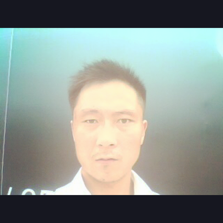 活泼迎音响的照片
