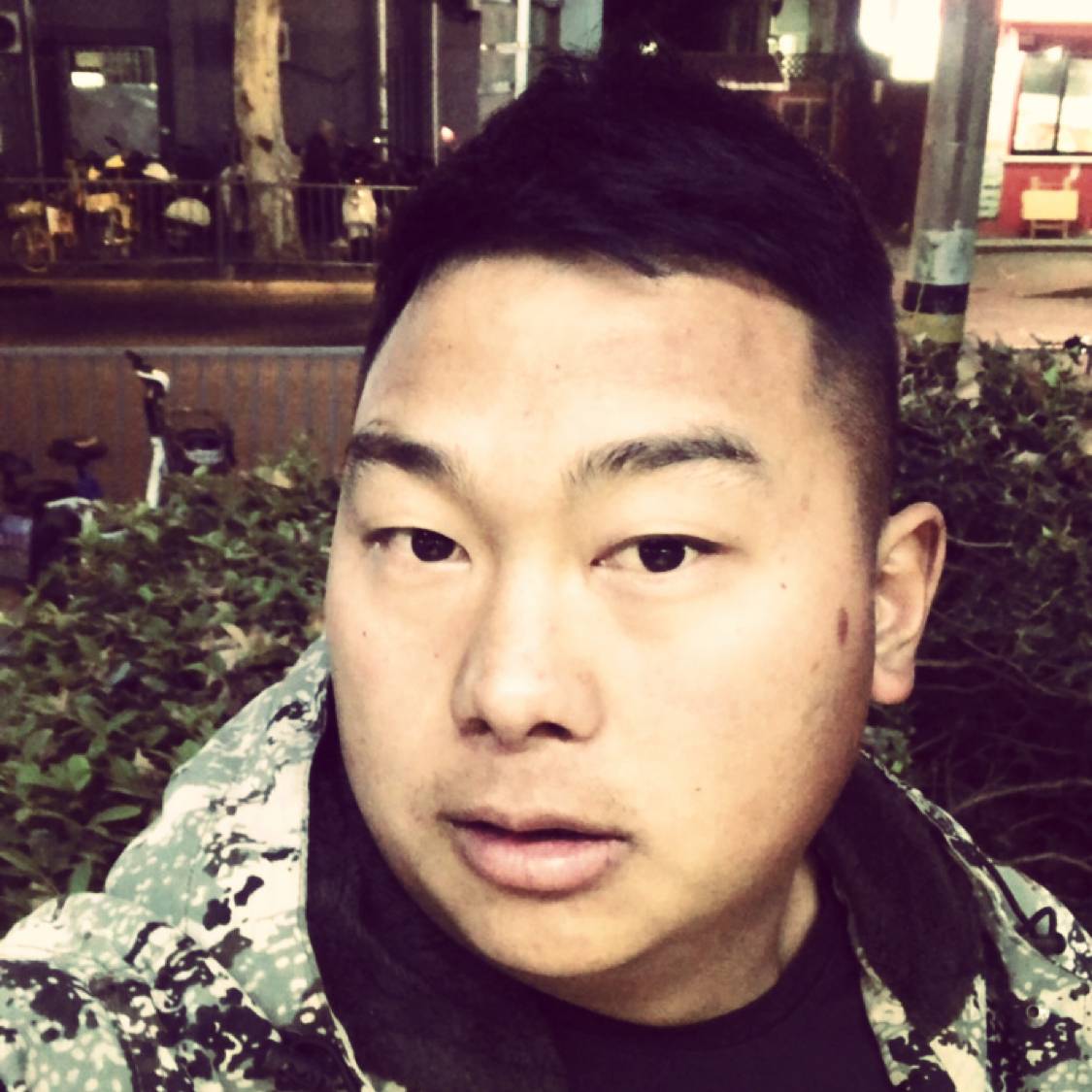 不敢恋人的照片