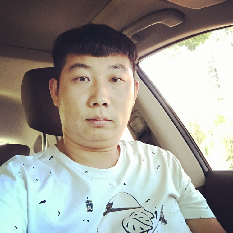 河马爱勤恳的照片