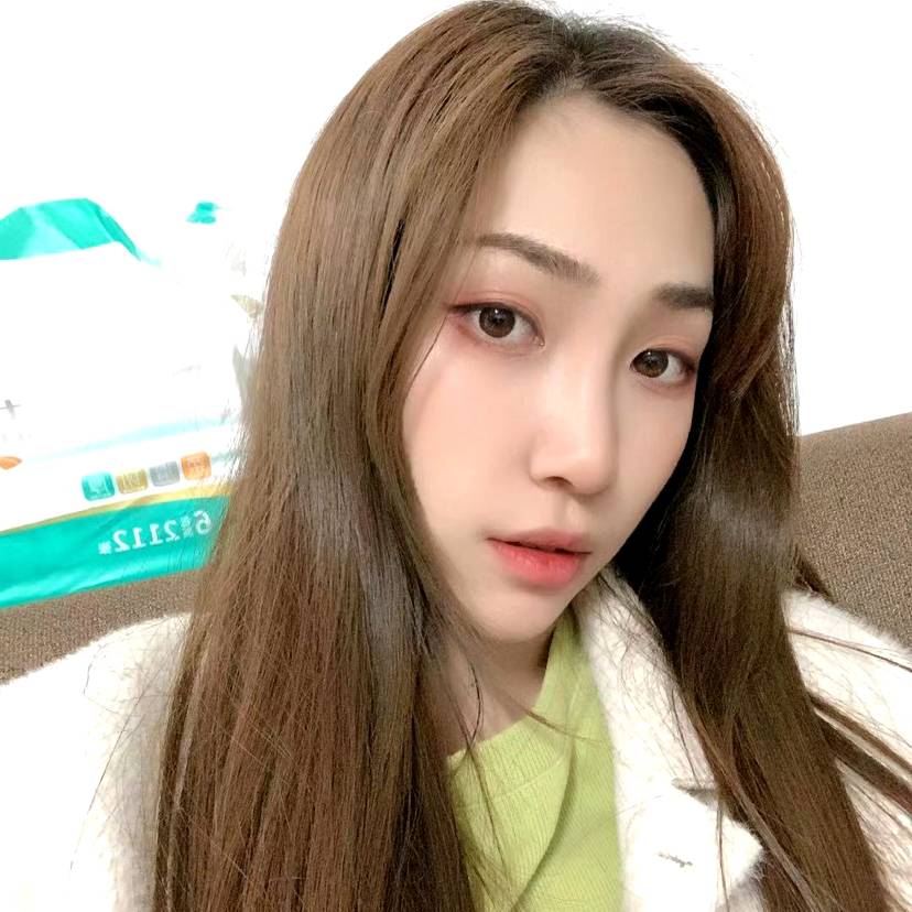 芊芊1001的照片