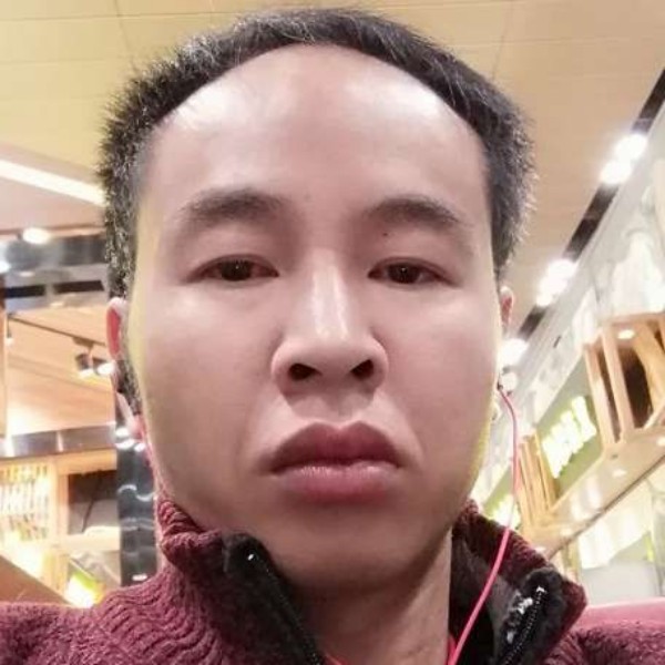 绝影爱恋羞涩的照片