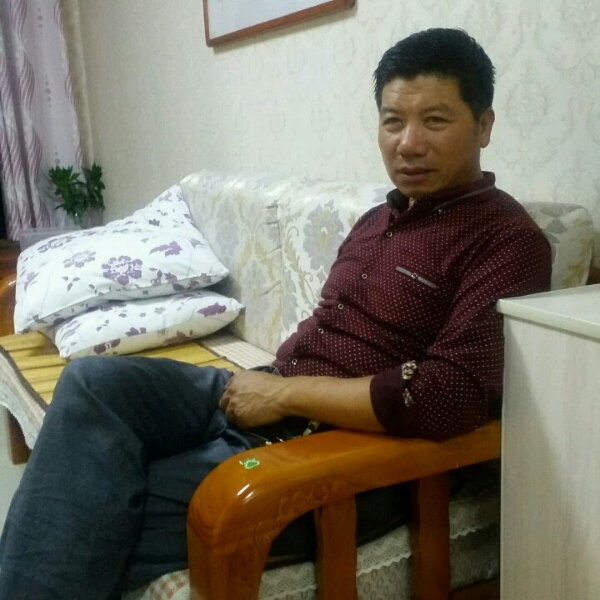 专一泪了逐风的照片