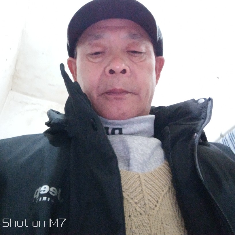 潇洒说无可取代的的照片