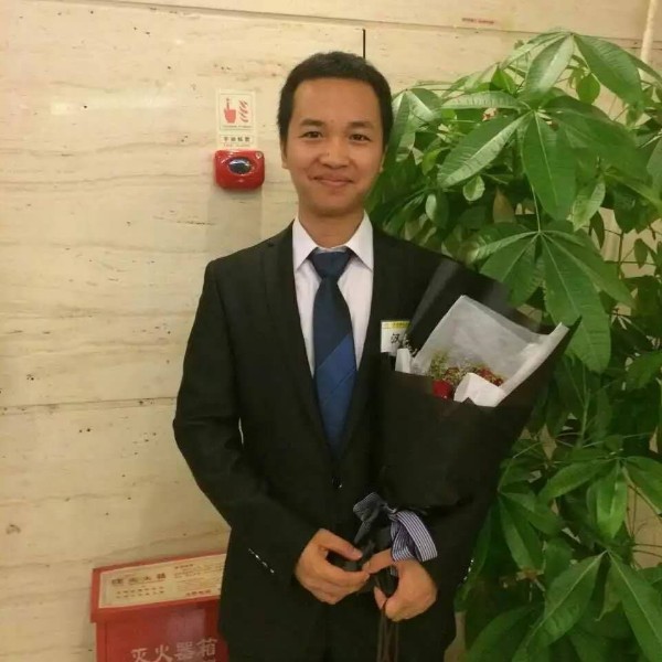 醉无缚天的照片