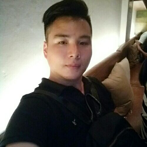 品尊的照片