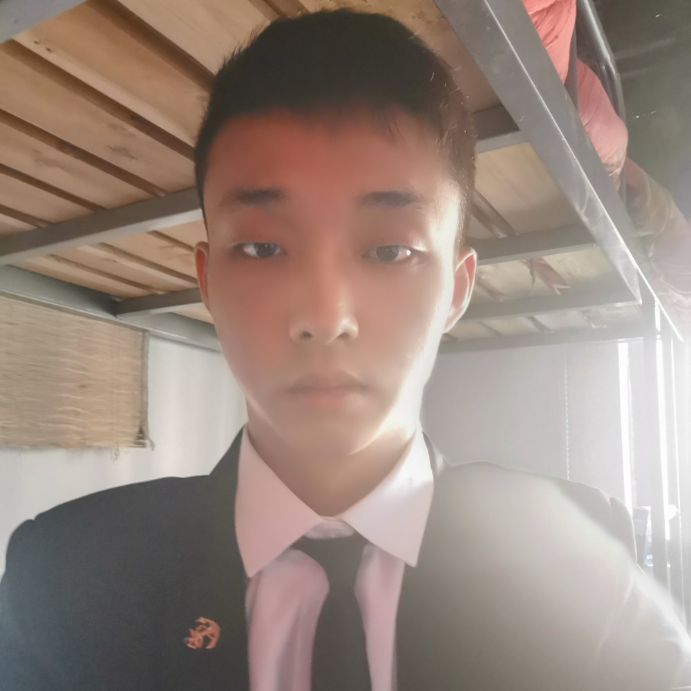 俊逸停止糖豆的照片