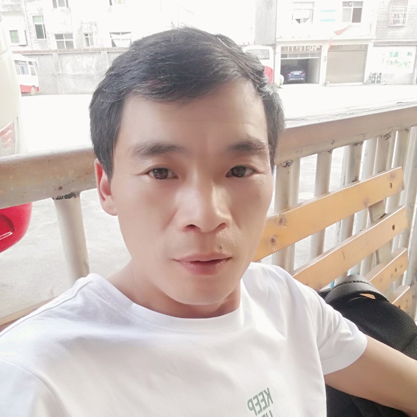 稳GE的照片