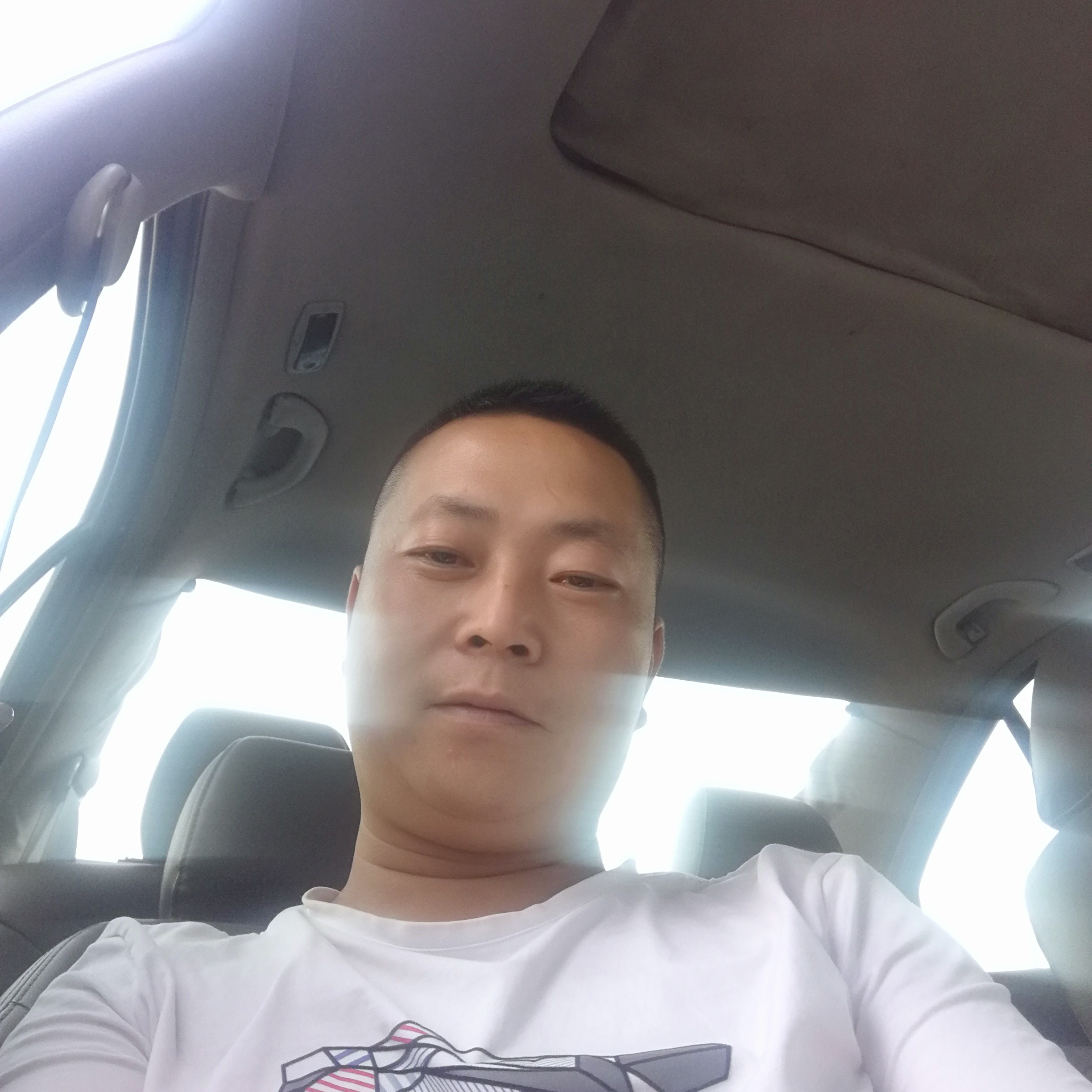 舒荷闻无聊的照片