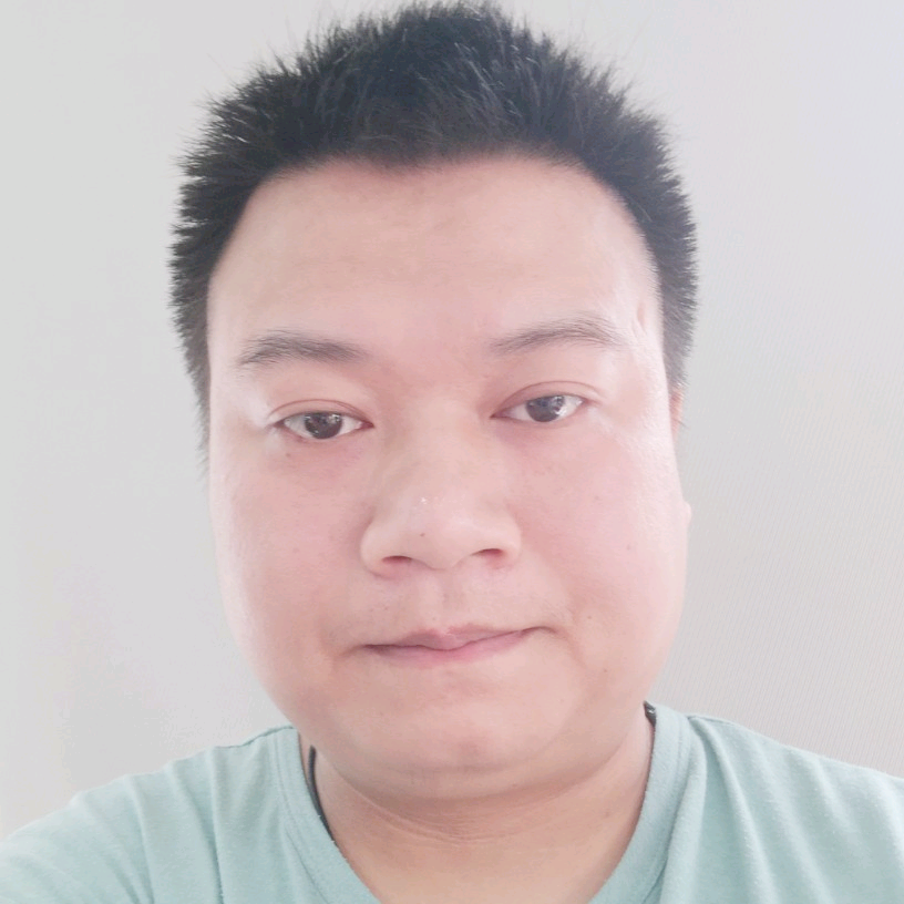 迷人的小懒猪的照片