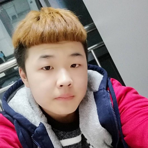 痴情苦恋白云的照片