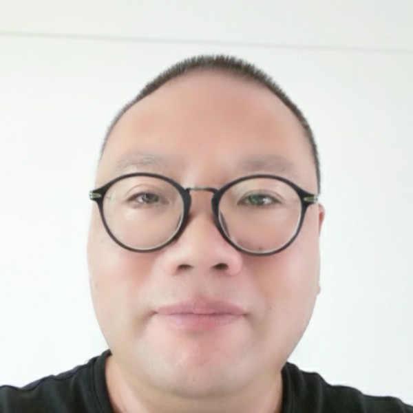 丁大江的照片