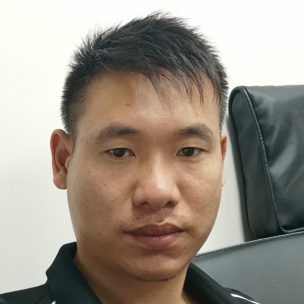 活泼回眸银耳汤的照片