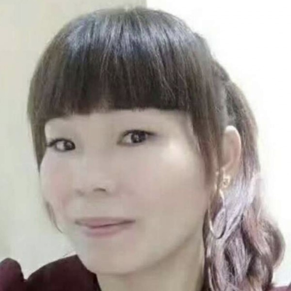 洪莉莉的照片