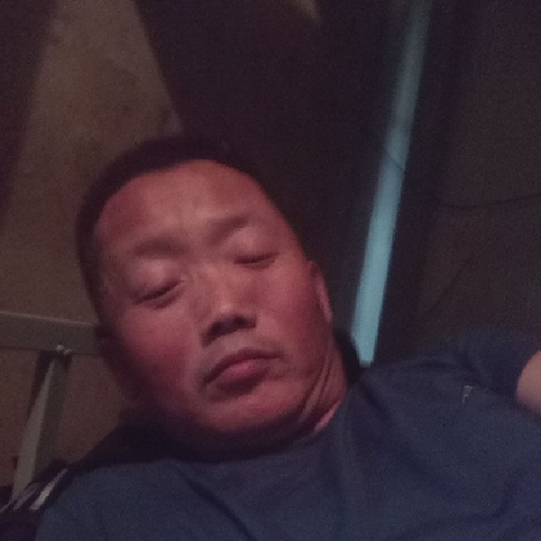 凉面回眸和谐的照片