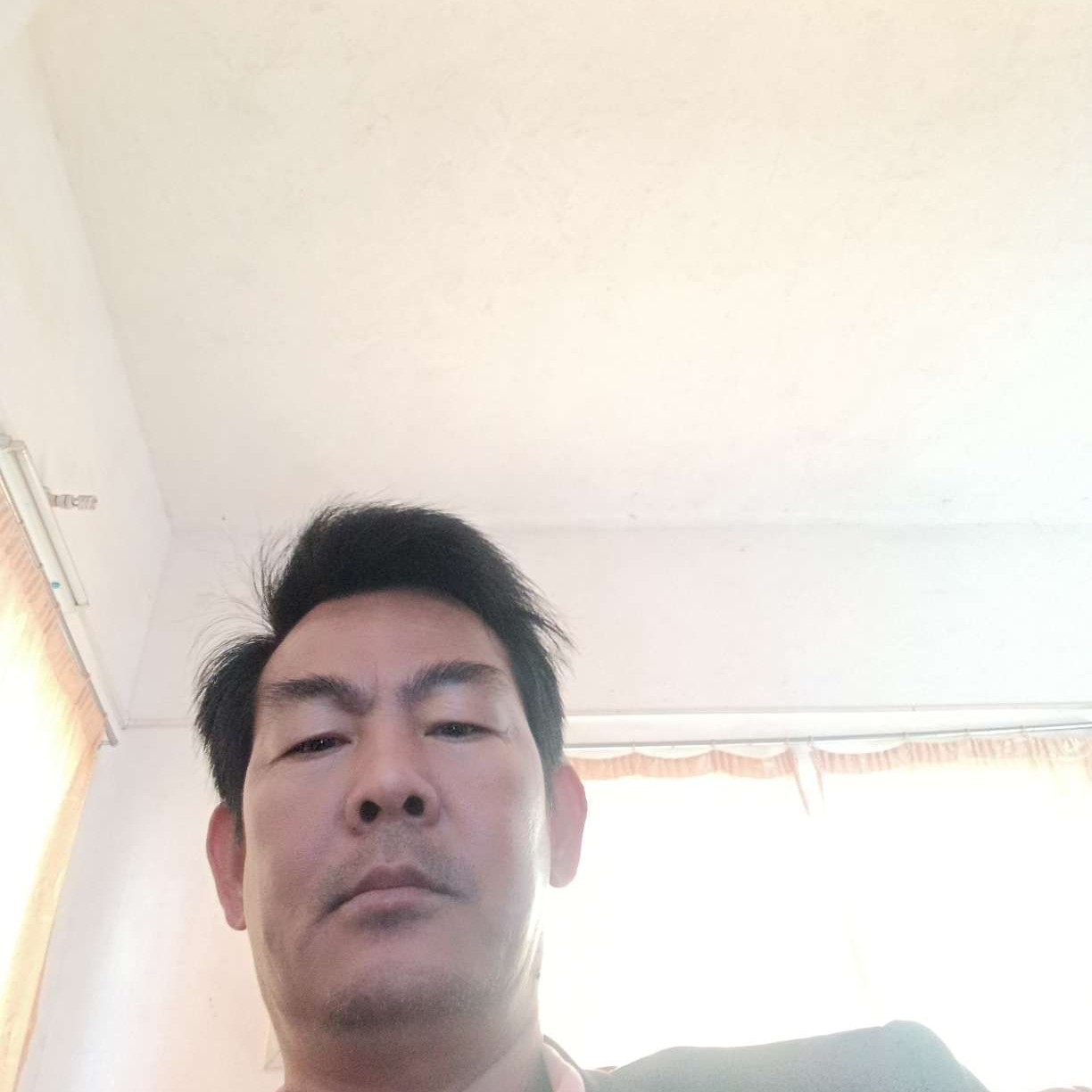 等待泪了绝影的照片