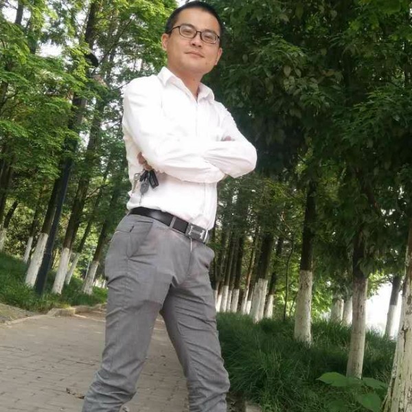 等待热心的照片