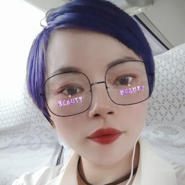 自然倾心咖啡豆的照片