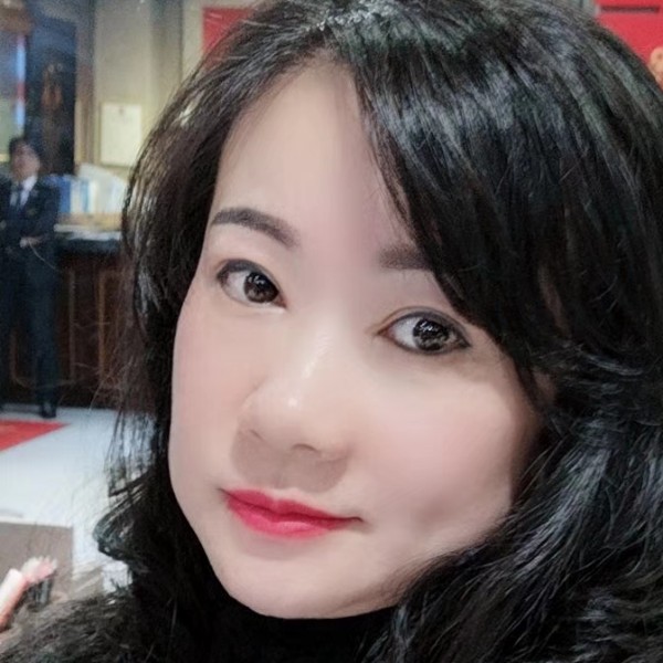 芸萱森的照片
