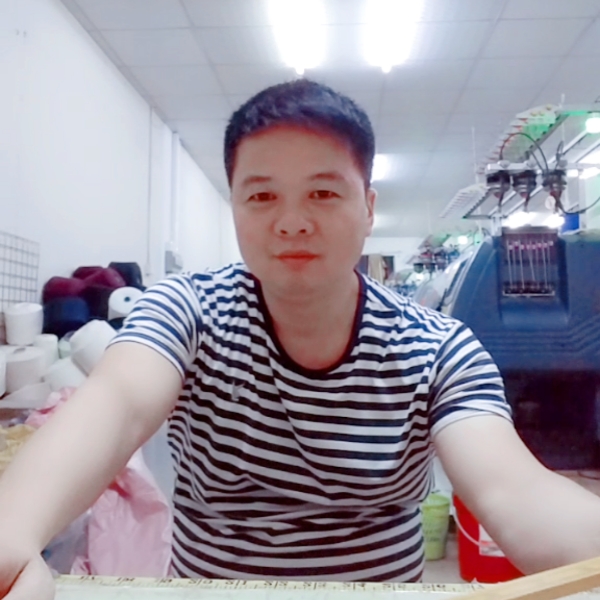 刘友杰的照片