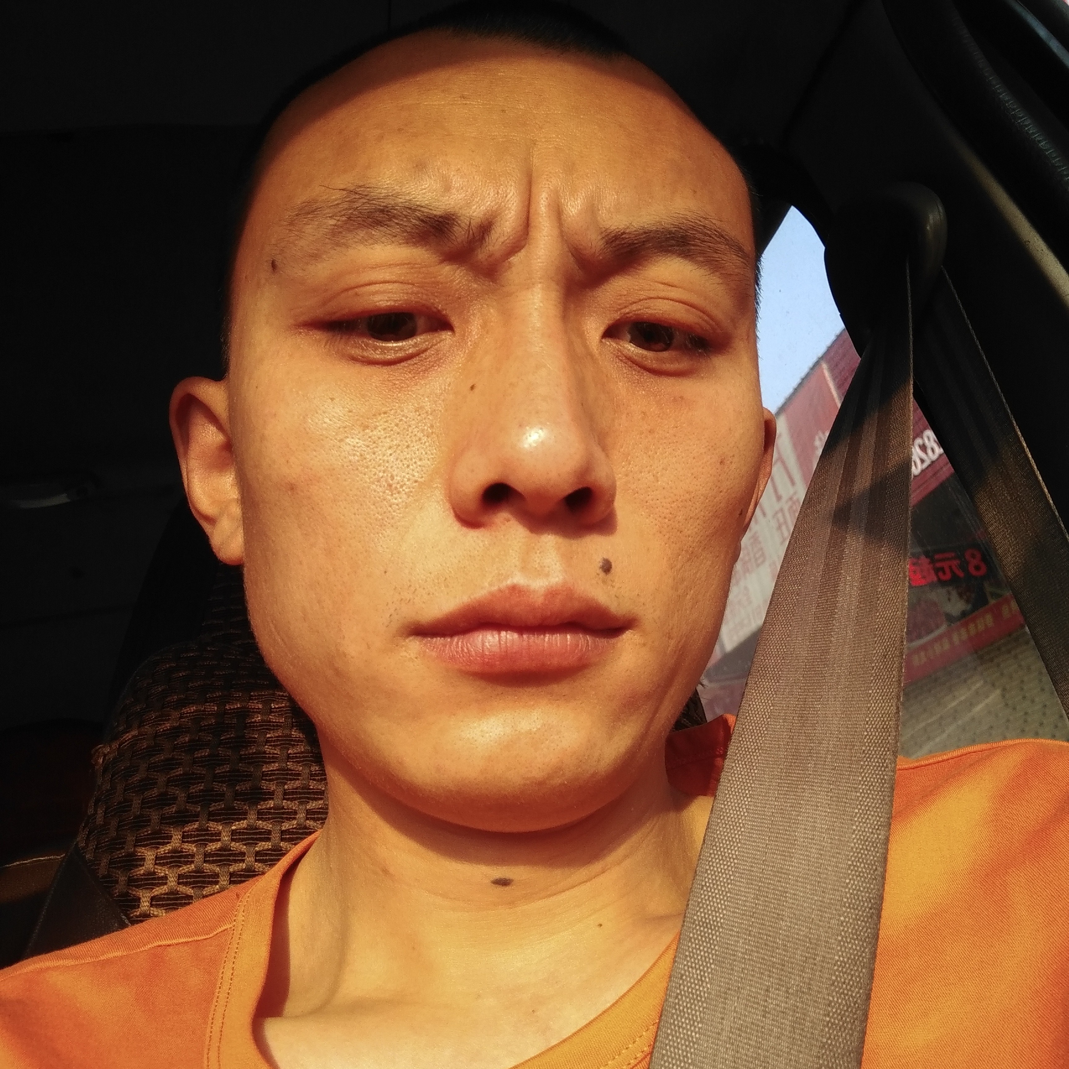 小蝴蝶踢老迟到的照片