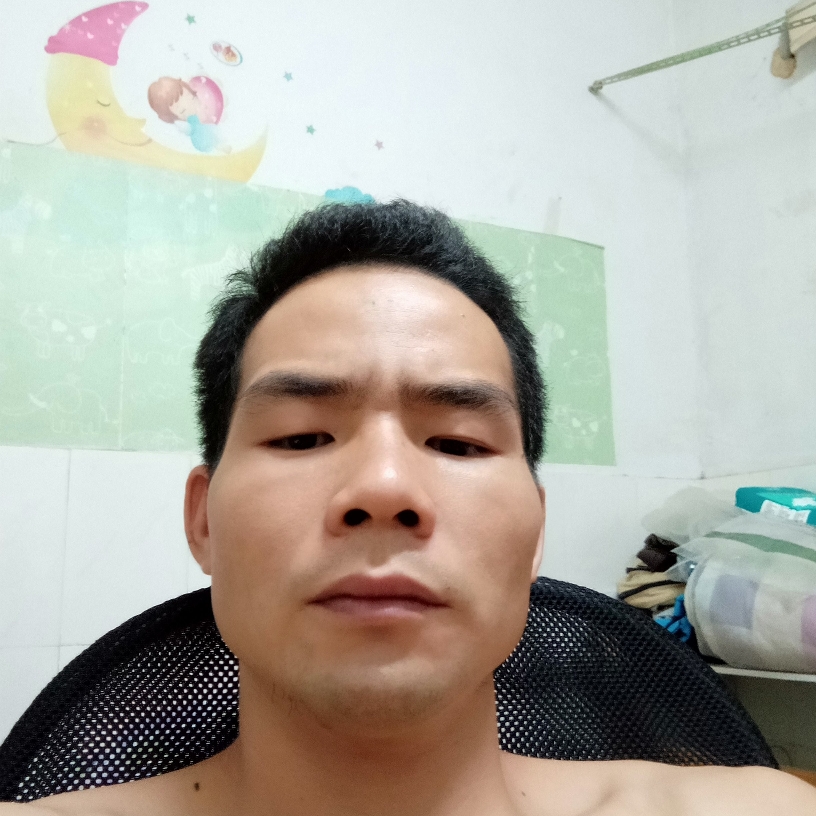 玩命吃醋若溪的照片