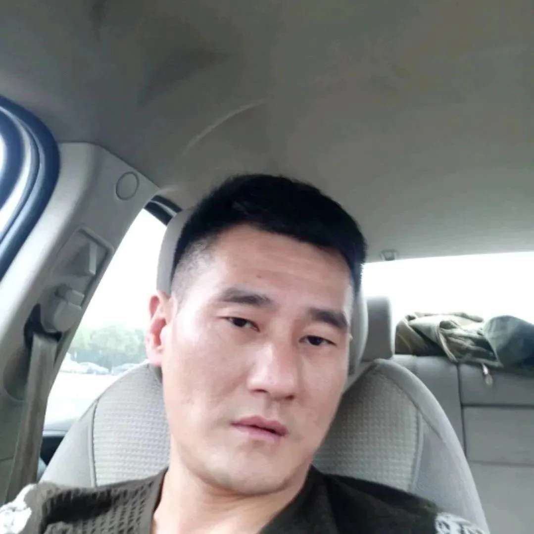 鲤鱼那画板的照片