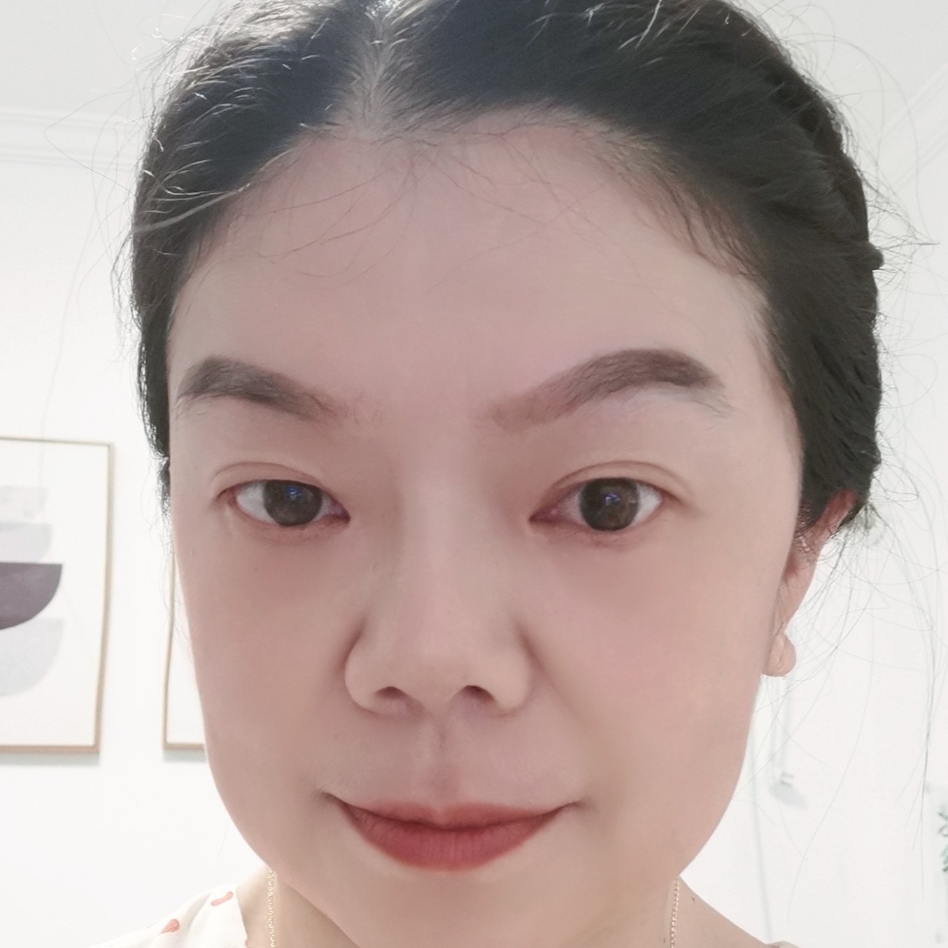 小白玉佳的照片