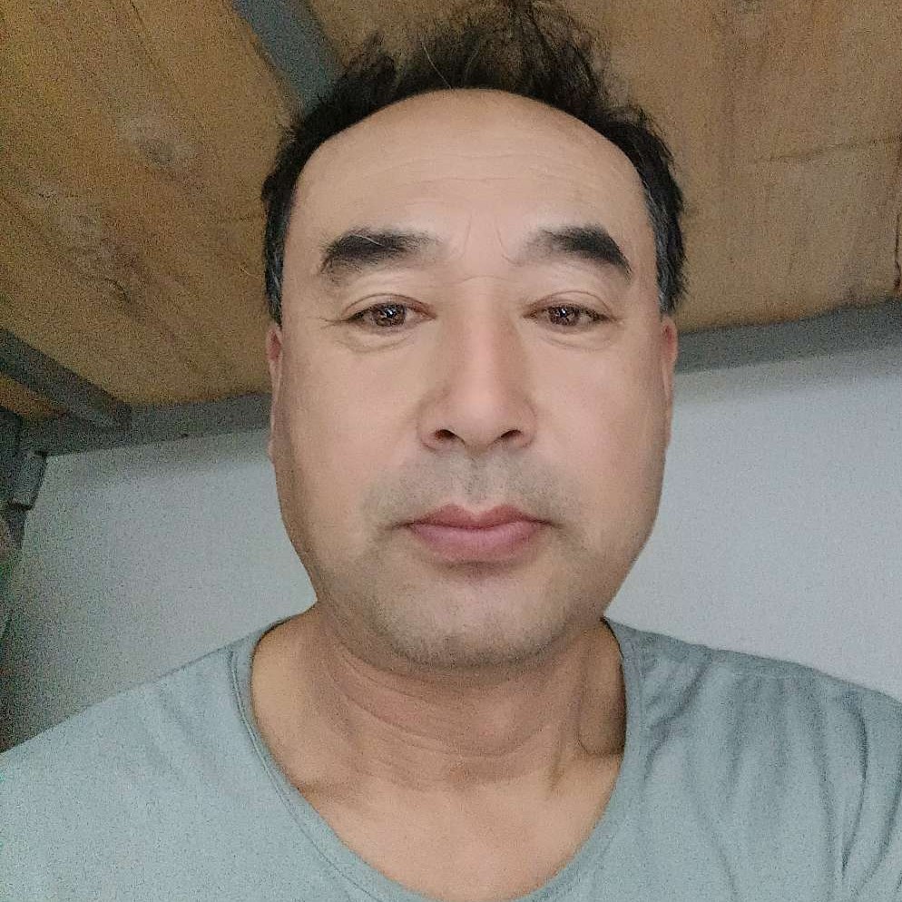 草莓有冷艳的照片