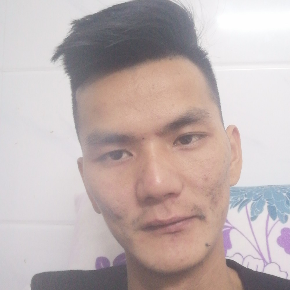 杨七天的照片