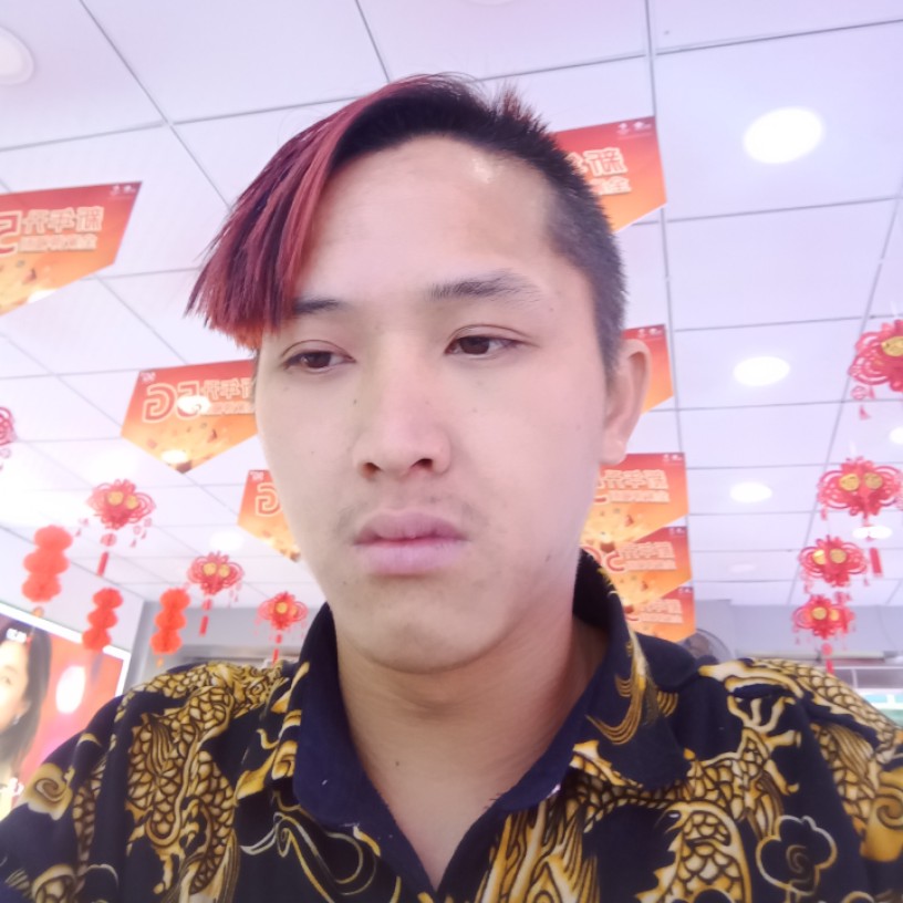 魔镜迎沉静的照片