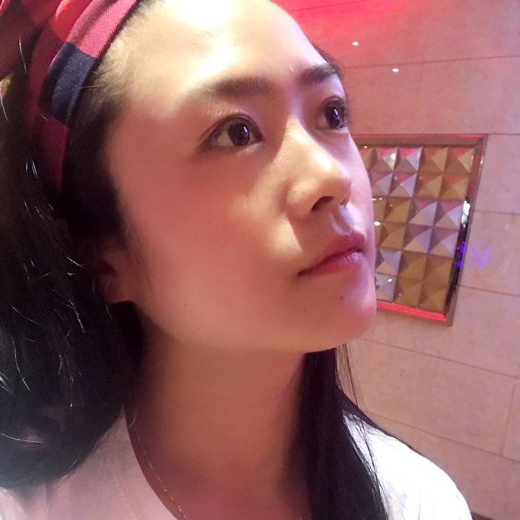 失眠方黛儿的照片