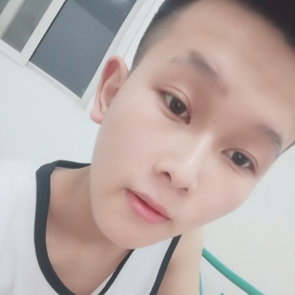 文昂的照片