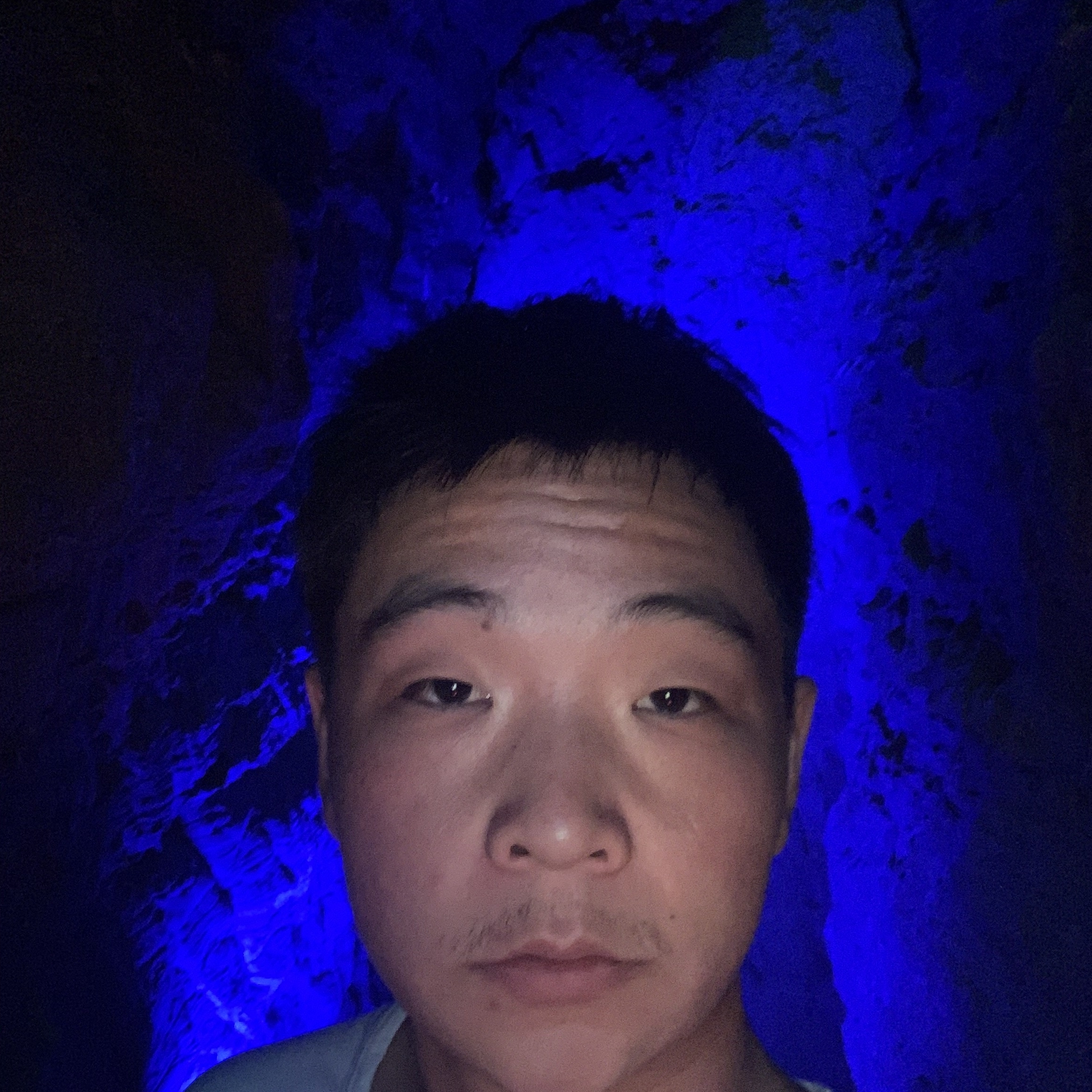 超帅泪了小甜瓜的照片