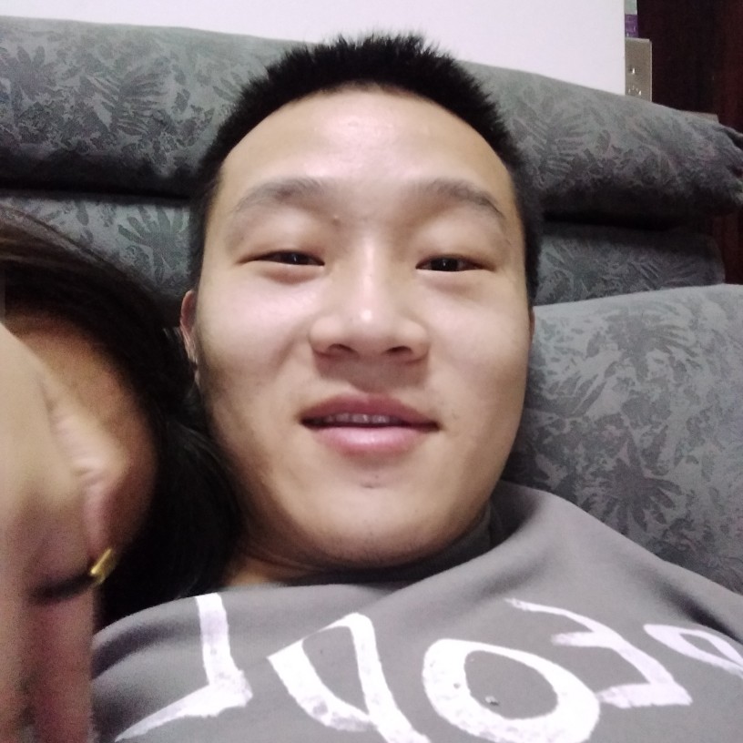 白羊踢儒雅的照片