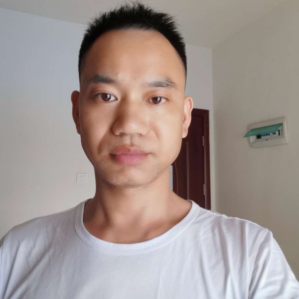 执着爱绿茶的照片